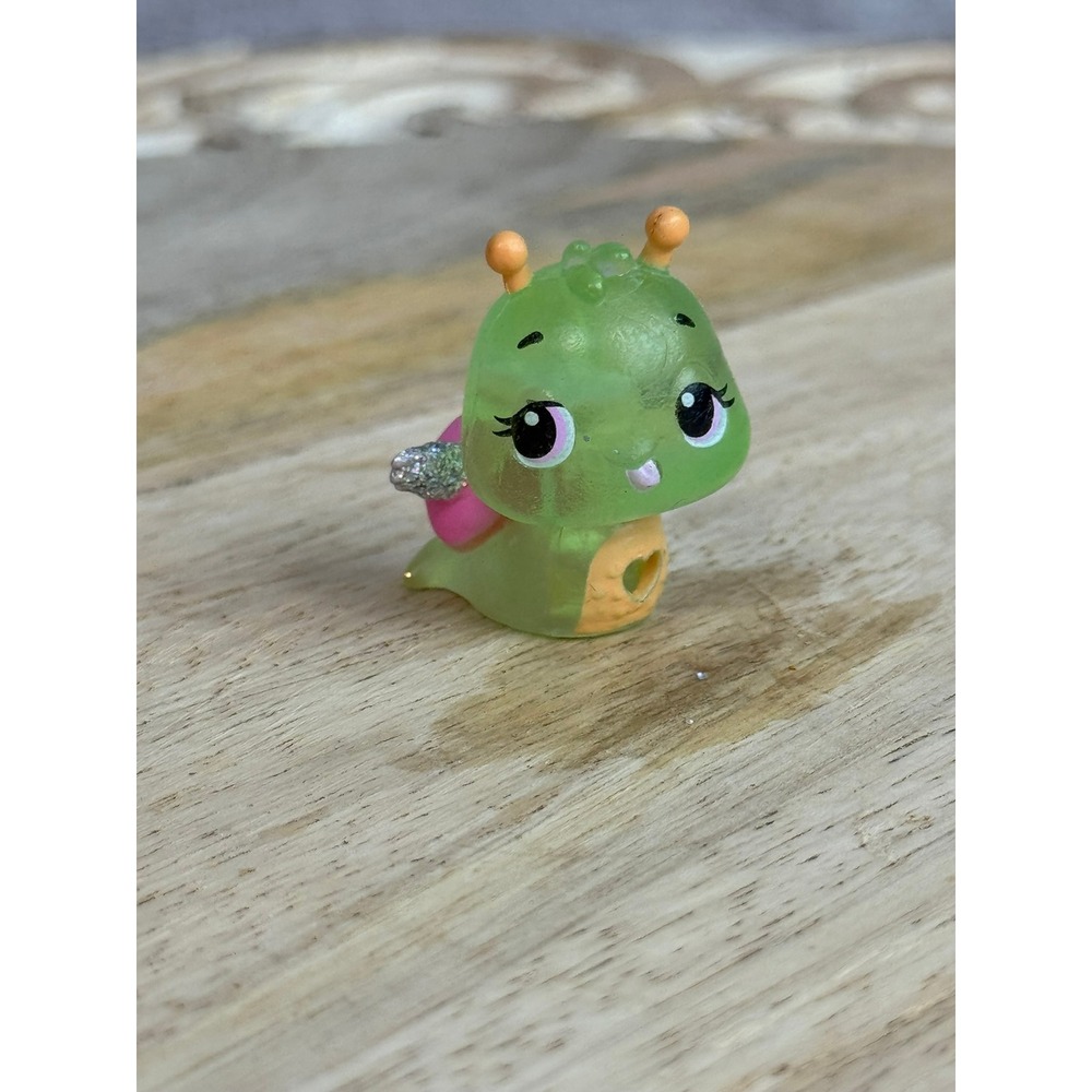 Hatchimals CollEGGtibles Snail‎ Glitter Shell Toy Kids Collectible 80621ASV